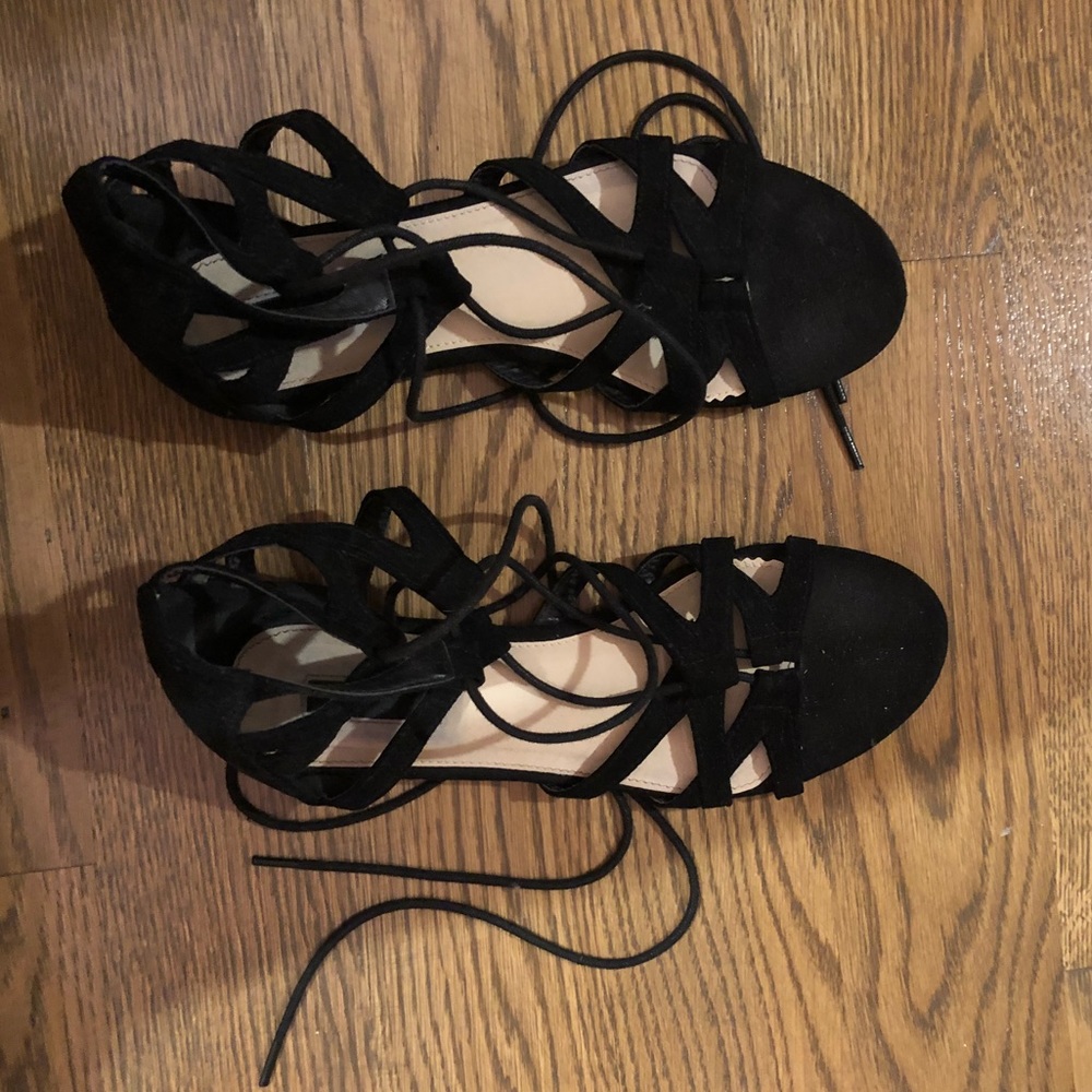 lace up sandals